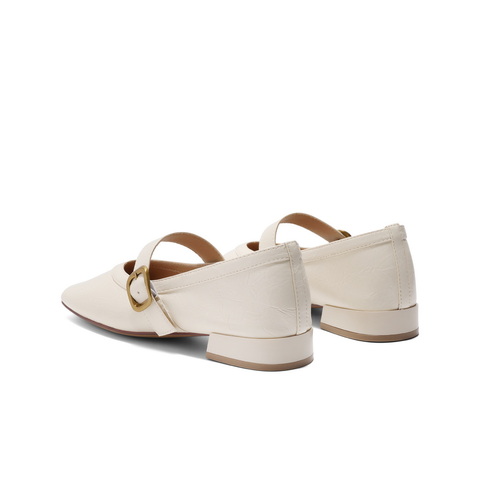 百丽显瘦时装玛丽珍鞋女2025春新气质优雅单鞋B2440AQ5