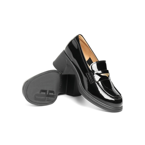 百丽休闲舒适通勤乐福鞋女2025春新商场同款舒适学院风鞋3A6B5AA5