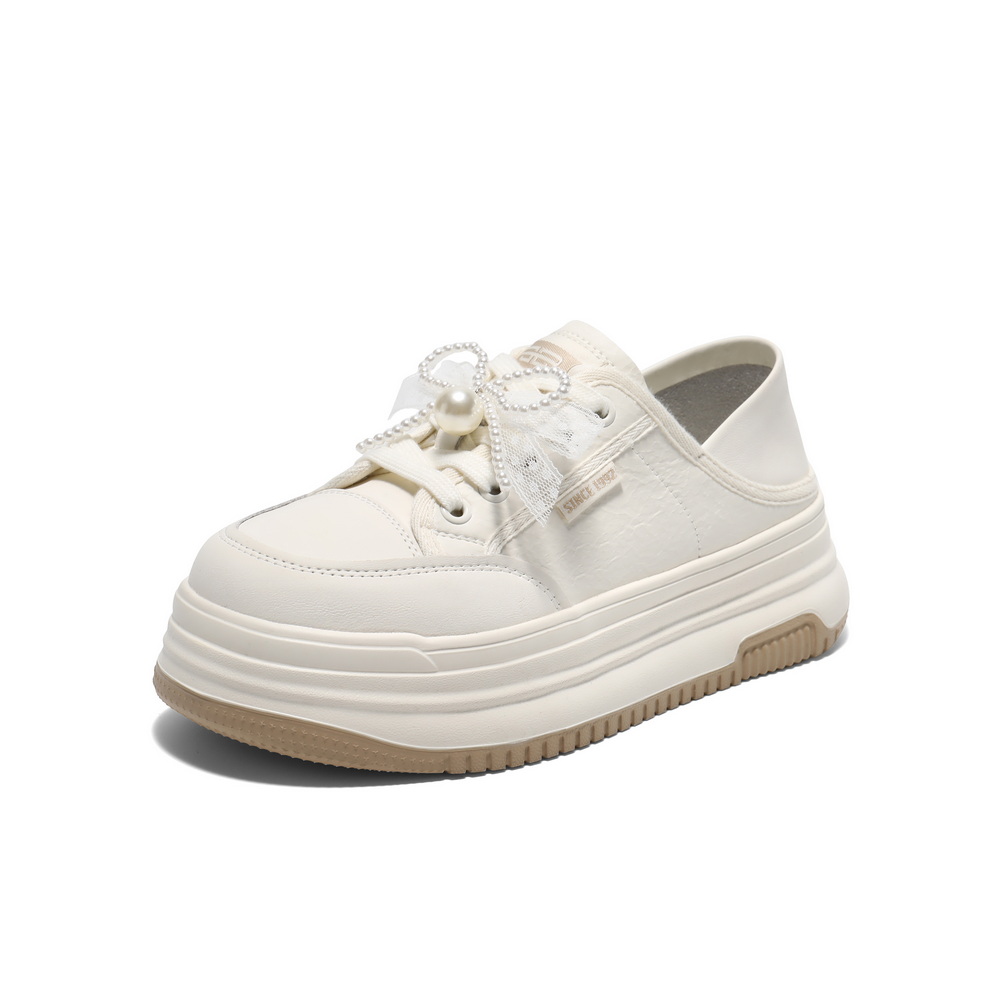 百丽百搭板鞋女2025春新厚底可两穿休闲小白鞋D7W1DAM5