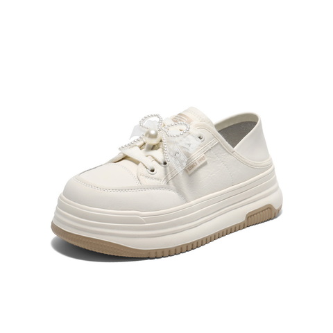 百丽百搭板鞋女2025春新厚底可两穿休闲小白鞋D7W1DAM5