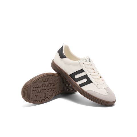 百丽跑道家族德训鞋女2025春新时尚舒适软底板鞋C1H3DAM5