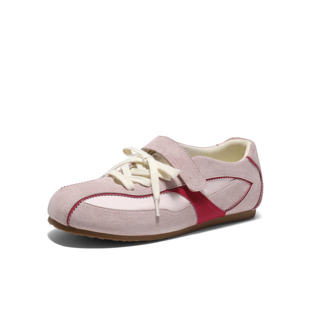 百丽休闲舒适德训鞋女2025春新质感时尚百搭板鞋D4C1DAA5