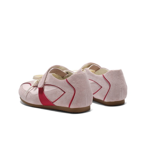 百丽休闲舒适德训鞋女2025春新质感时尚百搭板鞋D4C1DAA5