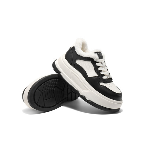 百丽简约休闲板鞋女2025春新属实厚底鞋B2457AM5