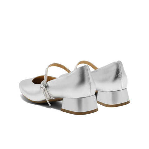 百丽水钻带玛丽珍鞋女2025春新商场同款真皮浅口单鞋D7R1DAQ5