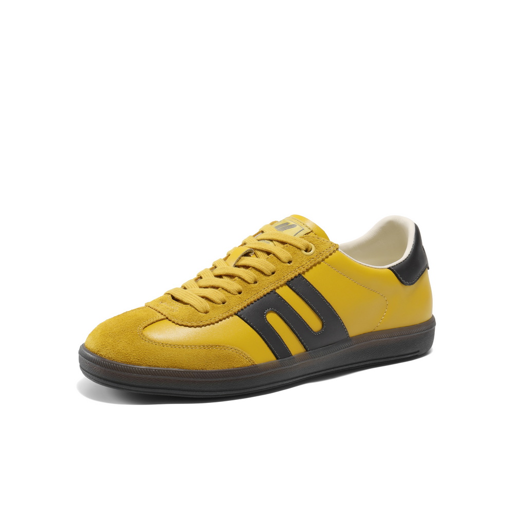 百丽跑道家族德训鞋女2025春新时尚舒适软底板鞋C1H3DAM5