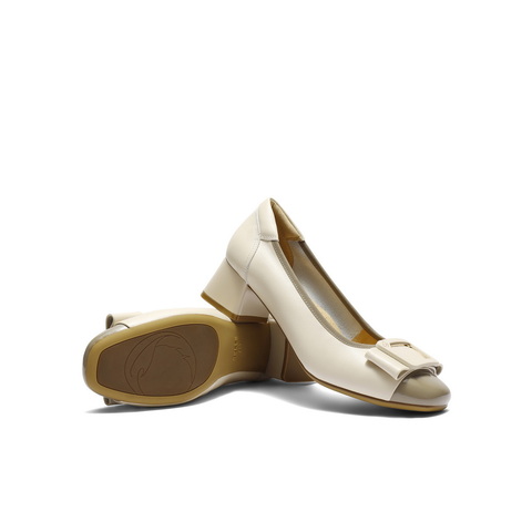 百丽舒适优雅单鞋女2025秋新真皮蝴蝶结方跟鞋D3S1DCQ5