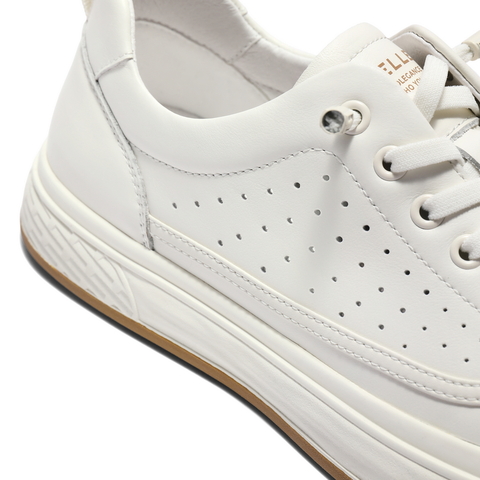 百丽打孔透气休闲鞋男鞋2025新款夏季时尚百搭一脚蹬板鞋A2001BM5