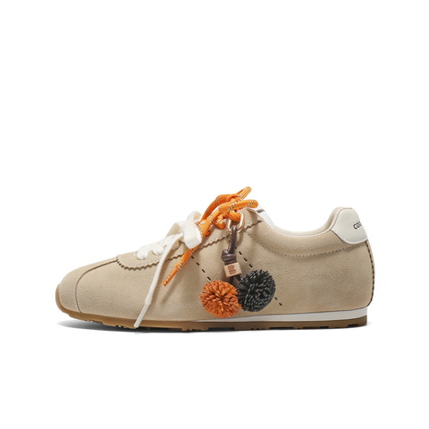 百丽时尚双鞋带阿甘鞋女2025秋新商场同款毛球薄底休闲鞋E2M1DCM5