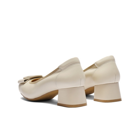 百丽气质方跟浅口单鞋女2025秋新商场同款真皮通勤单鞋E1A1DCQ5