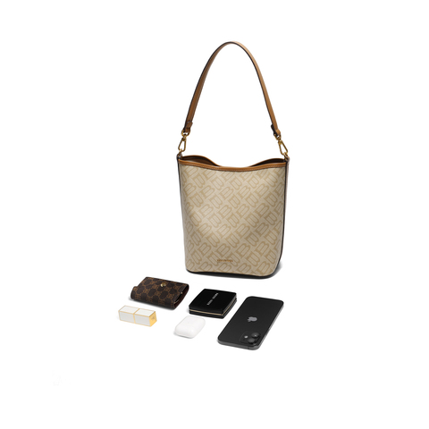 百丽包包女2025秋新商场同款复古通勤单肩斜挎水桶包X7377CX5