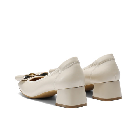 百丽气质方跟单鞋女2025秋新商场同款真皮通勤浅口单鞋E3F1DCQ5