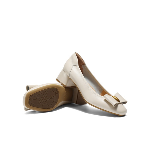 百丽气质方跟单鞋女2025秋新商场同款真皮通勤浅口单鞋E3F1DCQ5