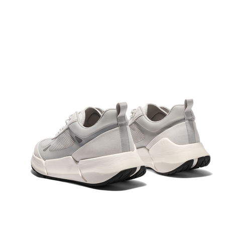 百丽网面透气健步鞋男2025秋季新款轻盈厚底休闲运动鞋A2049CM5