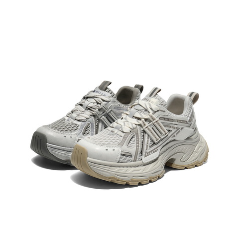 百丽透气大网孔老爹鞋女2025秋新厚底增高舒适休闲鞋B2808CM5