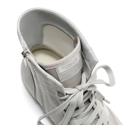 百丽潮酷高帮休闲鞋女2025秋新商场同款薄底运动休闲鞋E3M1DCD5