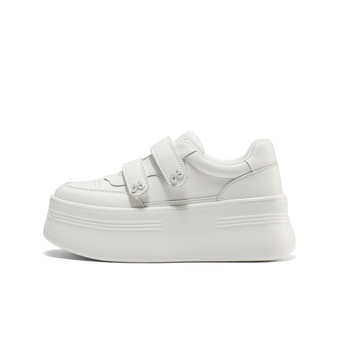 百丽厚底增搞小白鞋女2025秋新便捷双魔术贴百搭板鞋B2754CM5