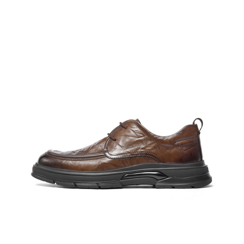 百丽通勤商务皮鞋男2025新款冬季商场同款褶皱牛皮休闲鞋8VT01DM5