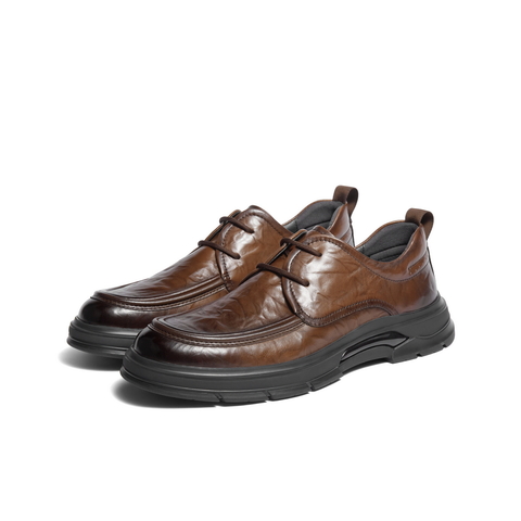 百丽通勤商务皮鞋男2025新款冬季商场同款褶皱牛皮休闲鞋8VT01DM5