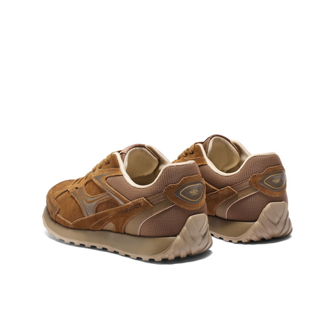 百丽复古潮搭休闲老爹鞋男鞋2025新款冬季户外跑步运动鞋A2217DM5