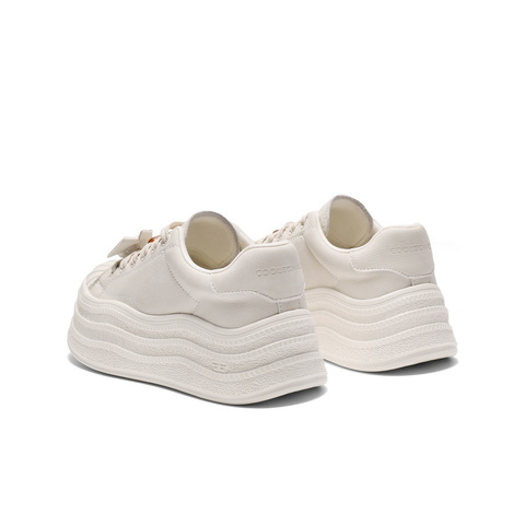 百丽波浪底百搭小白鞋女2025秋新商场同款串珠休闲板鞋E7K1DCM5