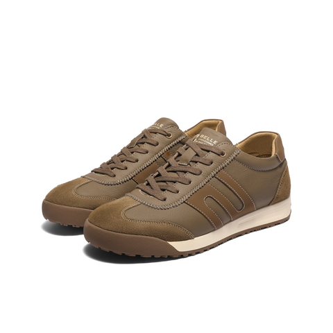 百丽撞色休闲高帮板鞋男2025新冬商场同款阿甘德训鞋8WY01DD5