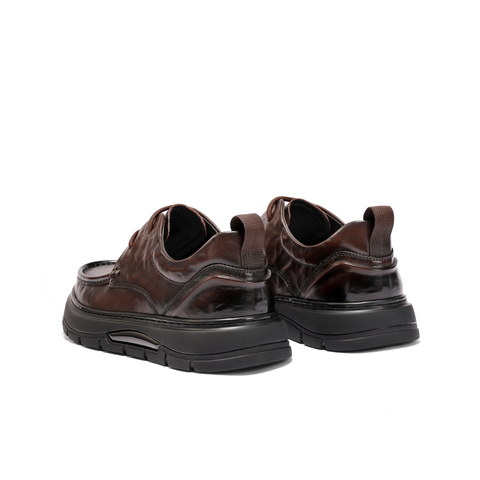 百丽质感商务皮鞋男2025新款冬季复古抓纹牛皮休闲鞋A2192DM5