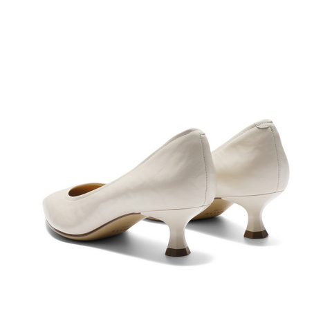 百丽简约优雅单鞋女2025秋新商场同款真皮细跟通勤单鞋BFH01CQ5