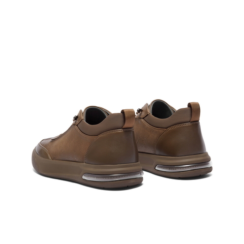 百丽高帮板鞋男2025新款冬季商场同款牛皮革厚底休闲鞋8WB01DM5