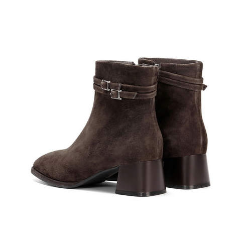 百丽复古绒面时装靴女2025冬新商场同款真皮优雅高跟短靴E5X1DDD5