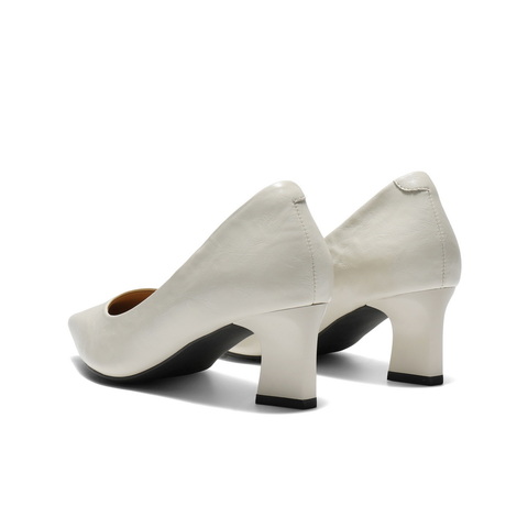 百丽质感抓皱高跟单鞋女2025秋新气质尖头通勤浅口单鞋B2784CQ5