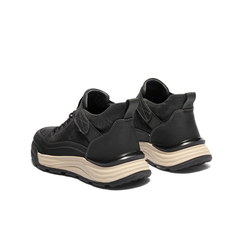 百丽高帮休闲板鞋男2025新款冬季商场同款厚底套脚工装鞋8WQ01DD5