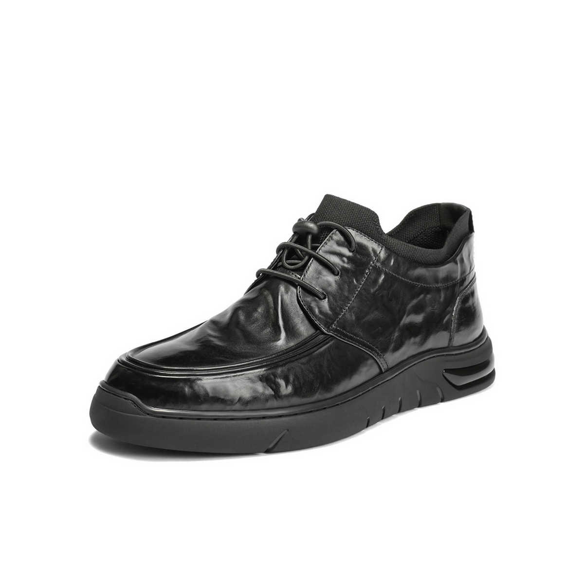 百丽高帮休闲皮鞋男2025新冬商场同款牛皮革厚底商务短靴8VW01DD5