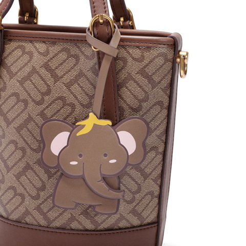 百丽包女25春商场同款小象桶复古休闲单肩斜挎手提水桶包X7233AX5