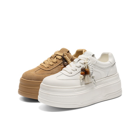 百丽时尚串珠挂饰小白鞋女2025秋新厚底增高百搭休闲板鞋B2905CM5