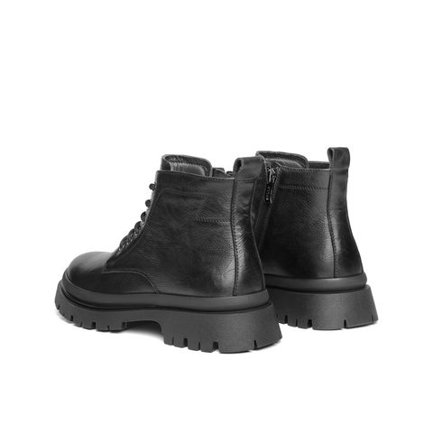 百丽潮搭休闲靴男2025冬新商场同款牛皮革褶皱马丁靴8CQ01DD5