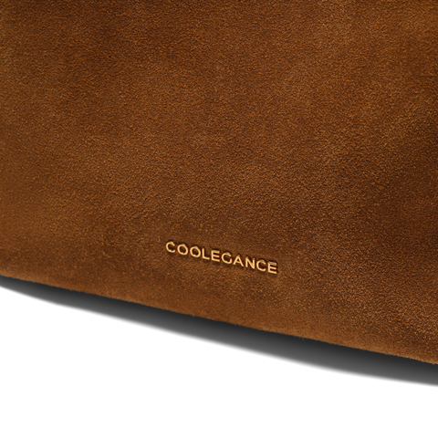 百丽包包女2025新款慵懒牛绒磨砂单肩斜挎水桶包X7377CX5A