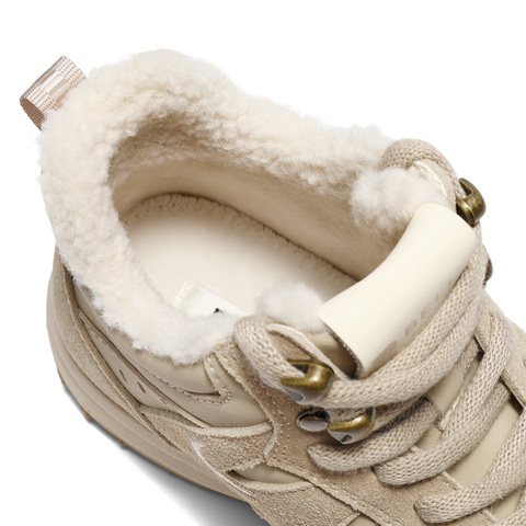 百丽时尚运动风高帮鞋女2025冬新商场同款舒适百搭休闲鞋E5W1DDD5