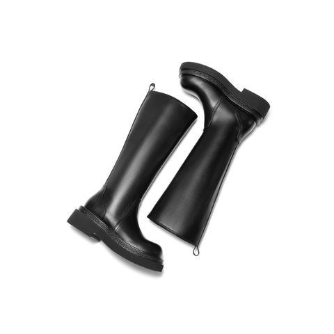 百丽简约质感弹力靴女2025冬新厚底增高弹力高筒靴B2916DG5