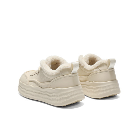 百丽简约百搭高帮板鞋女2025冬新商场同款加绒厚底板鞋E6J1DDM5