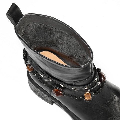 百丽民族风串珠时装靴女2025冬新商场同款真皮厚底短靴F2L1DDD5