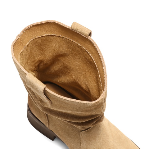 百丽复古时尚V口时装靴女2025冬新百搭显瘦堆堆西部靴B2913DZ5