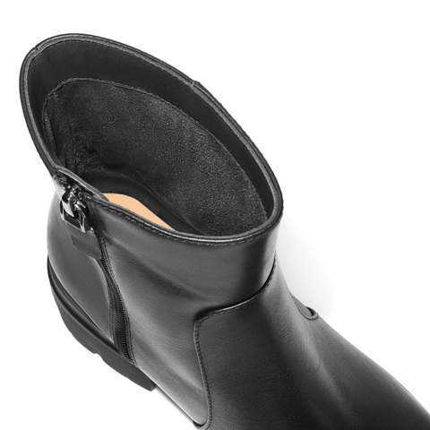 百丽极简时装靴女2025冬新商场同款真皮厚底增高百搭短靴E8Q1DDZ5