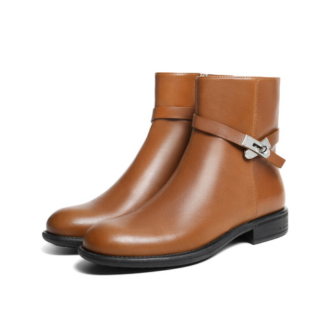 百丽时尚搭扣时装靴女2025冬新真皮舒适低跟百搭短靴B2819DD5
