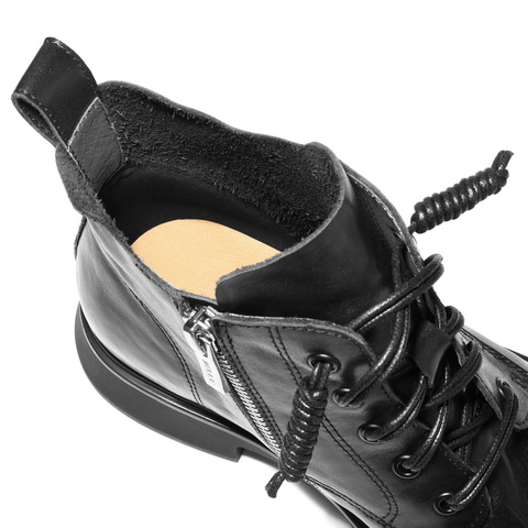 百丽复古抓皱马丁靴女2025冬新真皮厚底增高休闲短靴B2939DD5