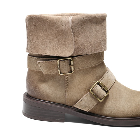 百丽复古绒面皮带扣时装靴女2025冬新做旧擦色粗跟西部靴3QF65DG5