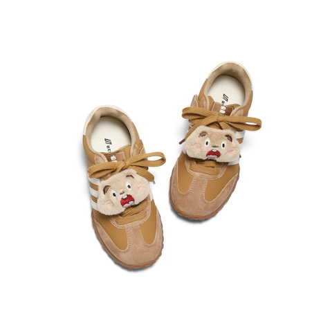 百丽撞色跑道阿甘德训鞋童鞋2025冬新商场同款加绒休闲鞋62623D85