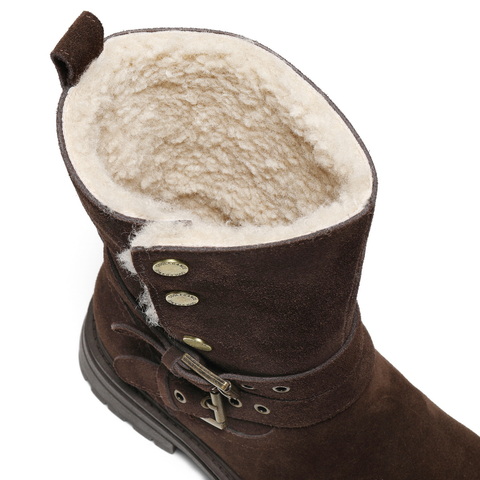 百丽厚底增高西部靴女2025冬新复古绒面潮酷双饰扣中筒靴B2824DZ5