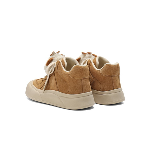 百丽复古童趣板鞋女童2025冬新商场同款毛绒饰扣休闲鞋66586D85