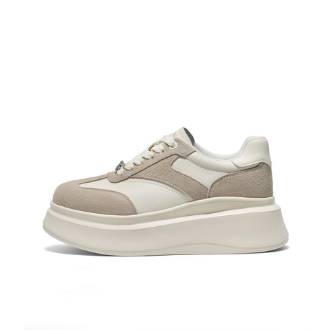 百丽时尚撞色百搭板鞋女2025秋新厚底增高休闲鞋B2756CM5